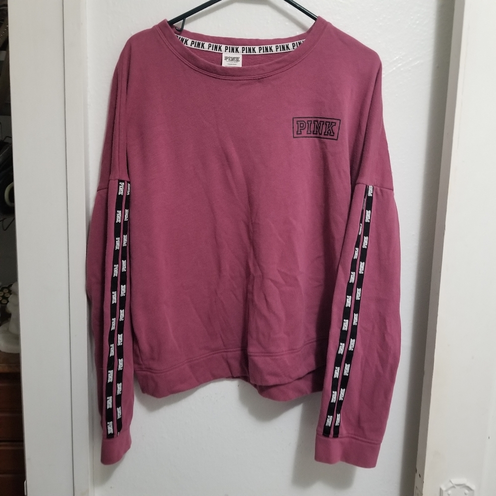 Pink Sweatshirt crop size large.